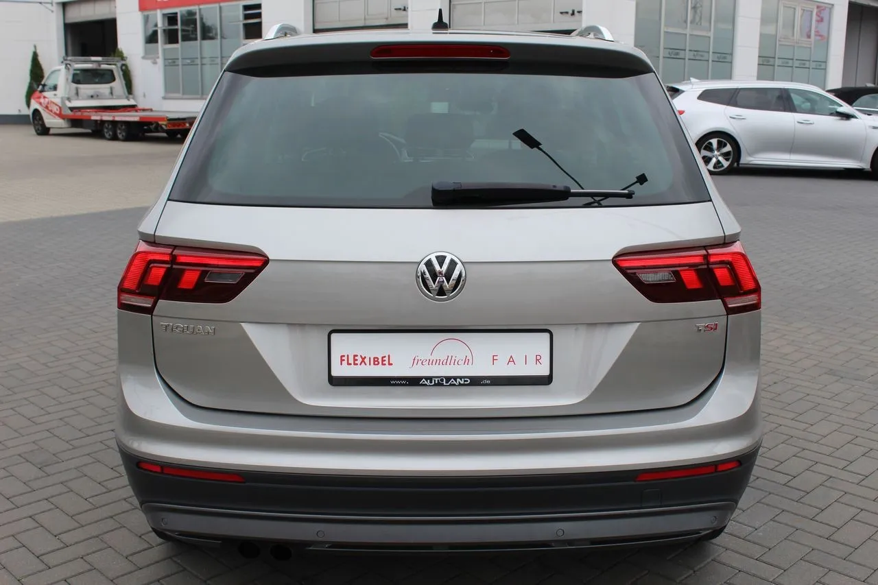 Volkswagen Tiguan 1.4 TSI Comfortline...  Image 6